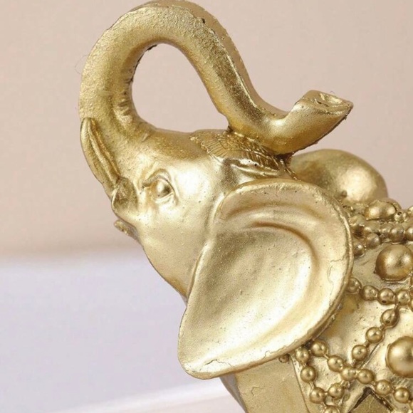 Elephant Mini Statue Home Decor Symbol of Luck and Prosperity - Picture 2 of 2